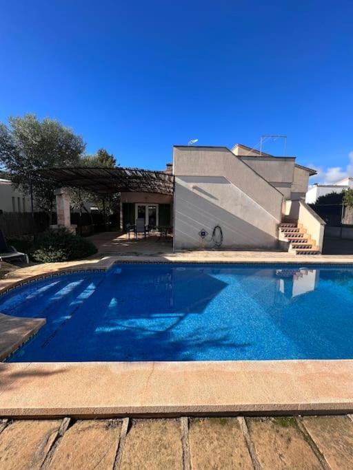 Chalet Con Piscina Сasa de vacaciones